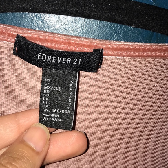 Velvet wrap blouse - Picture 2 of 4